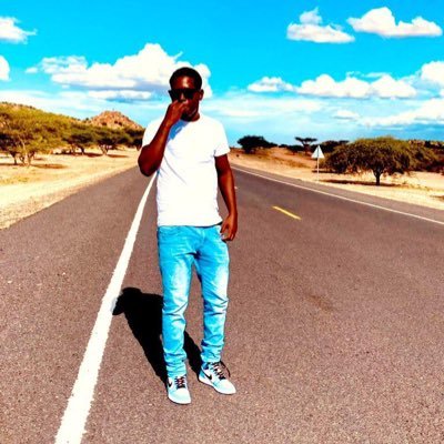 Man on the Mirror/C.E.O Peru Clothing/Car Enthusiast/ 4x4 Off-road Affairs/ Football fanatic/ Team GGMU/ Adrenaline junkie/Sunsets/Road-trips/Life’s a beach 🏝️