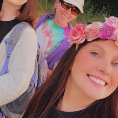 HeyIts_Ceri's profile picture. 