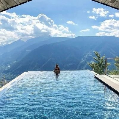 ochaoash's profile picture. 