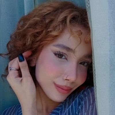 curlytaranom's profile picture. 𓄂𓆃