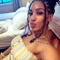 Tu Mama†♑️ (@bellamor_19) 's Twitter Profile