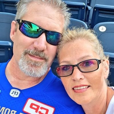 #FamilyFirst
Bomber for life fan
married to my best friend @Bomber_Reaper