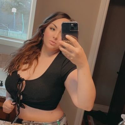 SophiaM2x's profile picture. Single Mom / Raising a Queen 🫅 I still believe in a thing called love ❤️Caffeine . ~if you'd like to spoil me 😋~