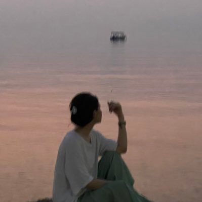 کسی که گمان میکند اگر بگریزد ، نجات یافته است.