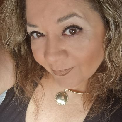 chilena, independiente, trabajadora y 100% Patriota