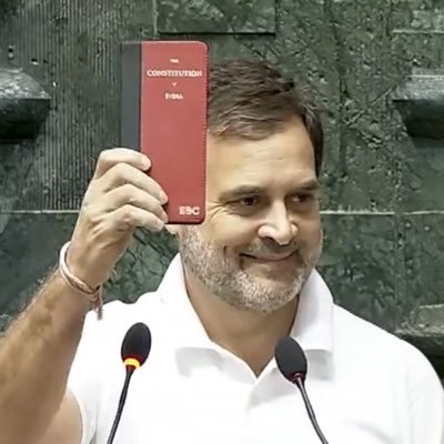 PMRahulGandhiii's profile picture. Ramchandra keh gaye Siya se kawwa khayega dana, Rahul PM ban jayega✌️🏻 ••••100% Follow Back••••