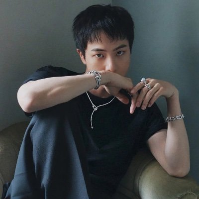 Nos vemos hasta el 2025 💔
Resplandecer✨ para luego Desaparecer 🔮
Seok Jin💜 hasta el infinito y más allá💜
💗Jinnie Pelón 💗te amo💗 más que a mi vida💗