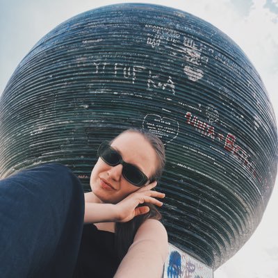Головую в @veteranka_ , валькірії колишніми не бувають.Я не в тіньовому бані,просто з моїх твітів сміюсь лише я.Донейт на потреби жінок-убійц в ЗСУ і не тіки👇