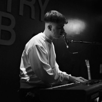 Kerr Mercer Profile