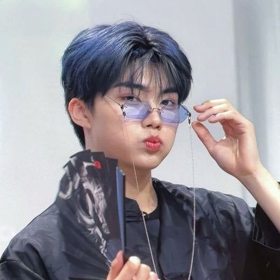 𐙚˙⋆.˚ ᡣ𐭩 loving gunwook n' yujin 💭 ! - poca enjoyer ᯓᡣ𐭩 sbt & fa acc