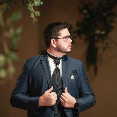 lhgaravatti's profile picture. Devopeiro e TRI campeão da América!! 🐷🏆🏆🏆