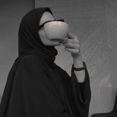 MadarTrza's profile picture. بِنگر و بِشنو ، بِگذر و بِه شو 🌱