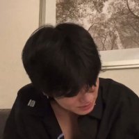 line. (@ggukthae) 's Twitter Profile