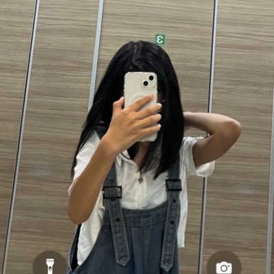 payc_v44318's profile picture. 