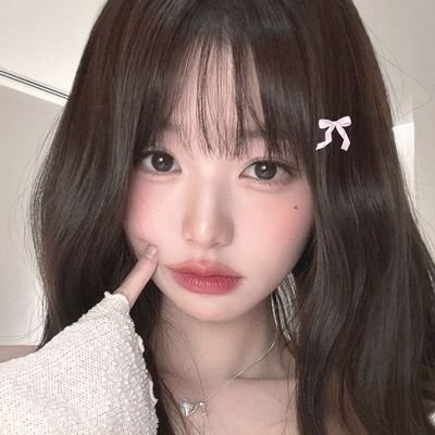 Pr3ttybxnes's profile picture. 