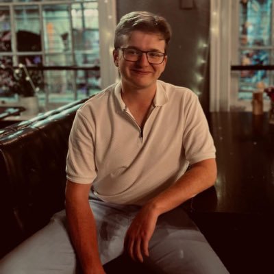 HarveyHolmes156's profile picture. 
