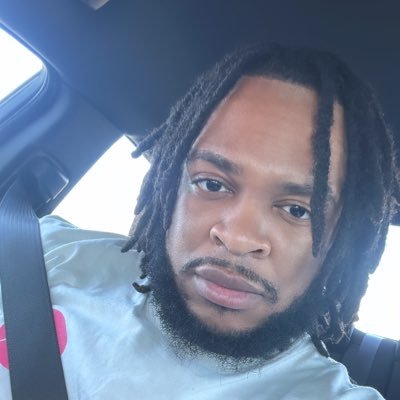Just a guy that plays games and watches anime Snapchat: thatboyshaad_95 | Instagram: @thatboyshaad_