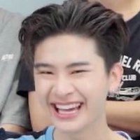 イ (@thainocontext) 's Twitter Profile