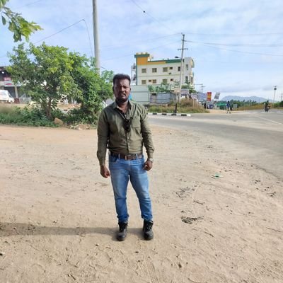 Muthukumar66742's profile picture. 