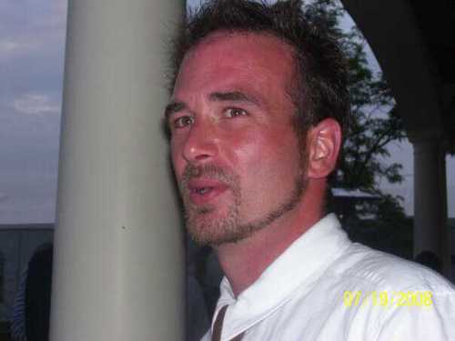 eore8's profile picture. New to this but will get it soon. So much to say. Quite, goodlooking for some. Not for others.still say hello.