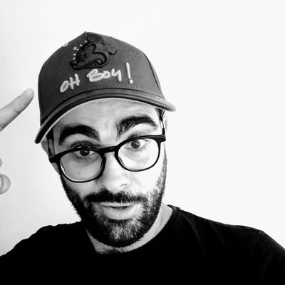 RmiRuiz's profile picture. 🎥Né en 83. Cinéphile, Biberoné à la pop culture, Disney, BD, Comics, jeu de société, JV, Rock.🎬
Je suis rétro, ça veut dire que je suis vieux et cool 🤓🇫🇷