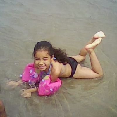 _tinygs's profile picture. 