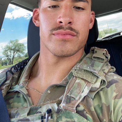Welcome to my new page 👋Military https://t.co/zZ9jknVd6l
Model/I am the owner of the park|Gay Proud 🌈❤️