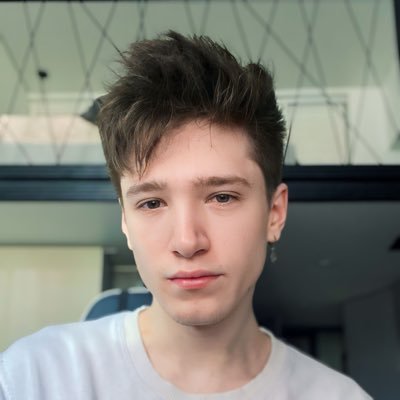 🐱 Экс-блогер крупного YouTube канала, продюсер, немаркетолог, любитель калькуляторов и 🐍