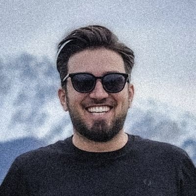 sh_mollahossein's profile picture. شاهینِشون هستم 🙃
با کامپیوتر ور میرم 👨🏻💻
نشان حاکم بزرگ : ☘️