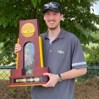 Assistant SID for @mumonarchs 🦁👑 @winthropu graduate and @thejohnsonian alum. You make 100% of the shots you don’t miss 🤓🏀