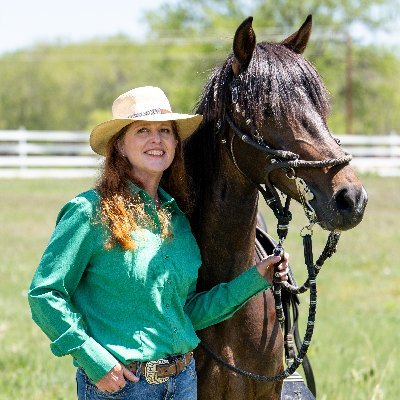 Recovering journalist and social media butterfly suffering from congenital horse addiction. TX heat refugee lovin' CO.