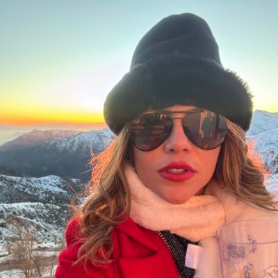 AndrezzaBr50937's profile picture. 