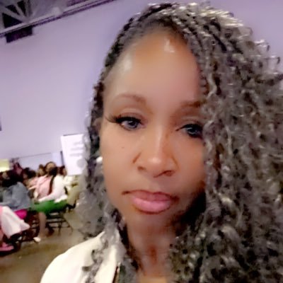 God's favorite│Proud Wife│Devoted Mother│Lifelong learner │Urban School Leader│Life Coach│Speaker│Hampton U💙⚓️│AKA💕💚