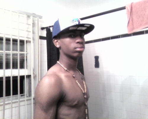 TeamDRAKE_____'s profile picture. 