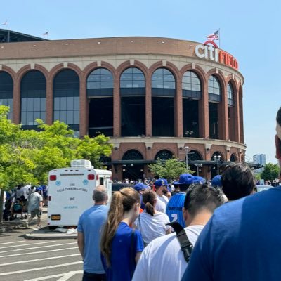 moscone's profile picture. Big Ass Card Holder 7219. Quarterican. Queens. LFGM. Followed by 13 blue checks and 120 bots.