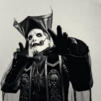 Endeavors_bbg's profile picture. The rat of sunshine 

22