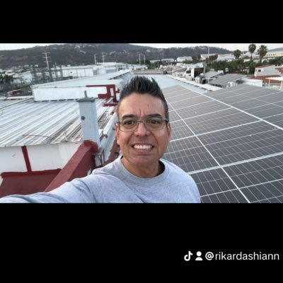 Arq./Creo en Dios/Amo a mis hijos 💯 #anti4T Me caga el Pend... y sus esbirros,#NiChairos/NiFifis somos México 🇲🇽 ... SÍGUEME Y TE SIGO! #OposicionUnida