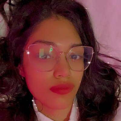 dianevee's profile picture. internet kid 🔮⚡️🧜🏼‍♀️ product