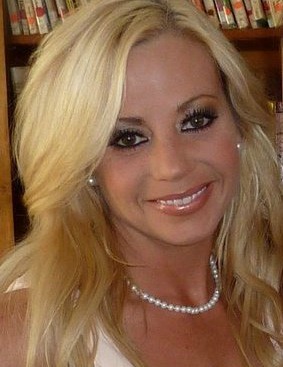 stronglola's profile picture. I'm a walking contradiction in heels...sensitive but tough...a smart airhead...a personal trainer w/ a sweet tooth. I'm so much more than I seem!