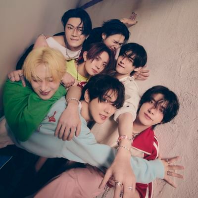 bbyddeonu_'s profile picture. | falling in ♡ 2 'SHOUT OUT'💫
so addicted to En-
𖤐Full ābt ENHYPEN. mulfand? NOT ACCEPTED‼️
 ꒱࿐ we will connect《ENGENE ONLY‼️》
~ISTP~