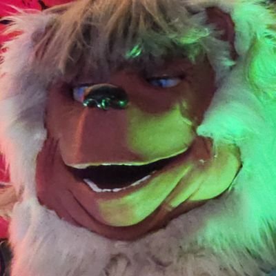 showjizzpizza's profile picture. 23 | they/them | robot + furry enthusiast | no proshitters, minors, or assholes allowed 👍 | must have age in bio to follow | I make bad porn! enjoy your stay!