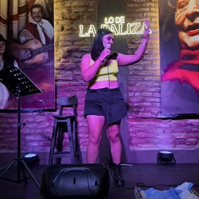 🎤💃🏽Vᴏᴄᴀʟɪsᴛᴀ ᴇɴ @triomambo_oficial🤸🏽‍♀️Pʀᴏғ.Eᴅᴜᴄᴀᴄɪóɴ ғísɪᴄᴀ 
🧠Lɪᴄ.Eᴅᴜᴄᴀᴄɪóɴ ғísɪᴄᴀ(Eɴ ᴘʀᴏᴄeso)
👩🏻‍🦽Cʀᴇᴀᴅᴏʀᴀ SᴀʟᴜᴅJV 
🩵Hɪɴᴄʜᴀ ᴅᴇʟ Dᴇᴄᴀ