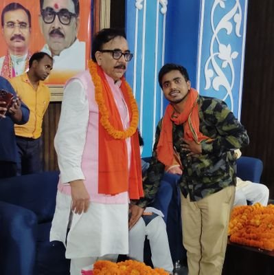 parshantchatur's profile picture. 👉🚩ब्राम्हण पुत्र🚩👈
👉राष्ट्र को समर्पित👈
🚩भारत माता की जय🚩
👉 @bjp4up. 👈 (जनता का सेवक )