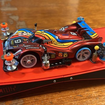 Hj1Cy49sOfjWE1j's profile picture. 子供に付き合ってミニ四駆初めましたがこちらがハマってしまい毎日ミニ四駆いじってます。良く行くコースは若松市のコジマと福島市のコジマです。大会も参加して行きたいと思います。もしコースでご一緒の際は宜しくお願いします。