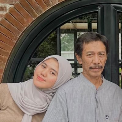 ginapaw's profile picture. 