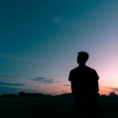 kurzekar_vishal's profile picture. Hustle, heart, and a hint of magic.🤍 ✨