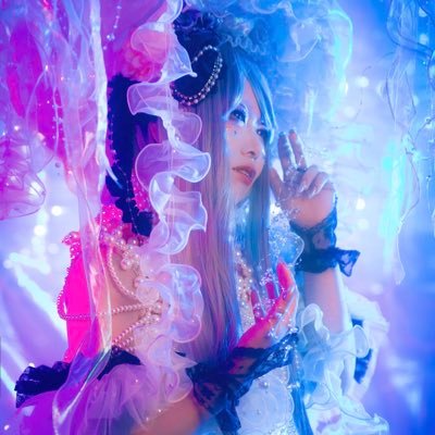 ジグザグ親子参拝者です⛩️他V系LIVEも大好きです♪ 娘（あやね）共々よろしくお願いします🥰ダークも可愛いも大好きな永遠の厨二✨日常アカなので色々とツイートしてます🙇‍♀️