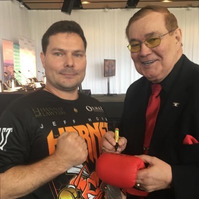 I love to travel and love my coffee! Also into Boxing, Rugby League, kickboxing, UFC and other sports.