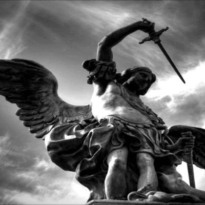 Opinions tranchées. Ne me suis pas si tu te sens fragile.
Patriote sans pays.⚜️