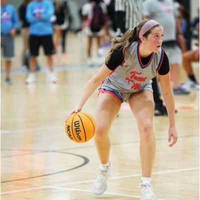6’0 CG || Ashe County HS 2025 🏀|| Team KMA || Wofford College WBB commit || @assist_u_